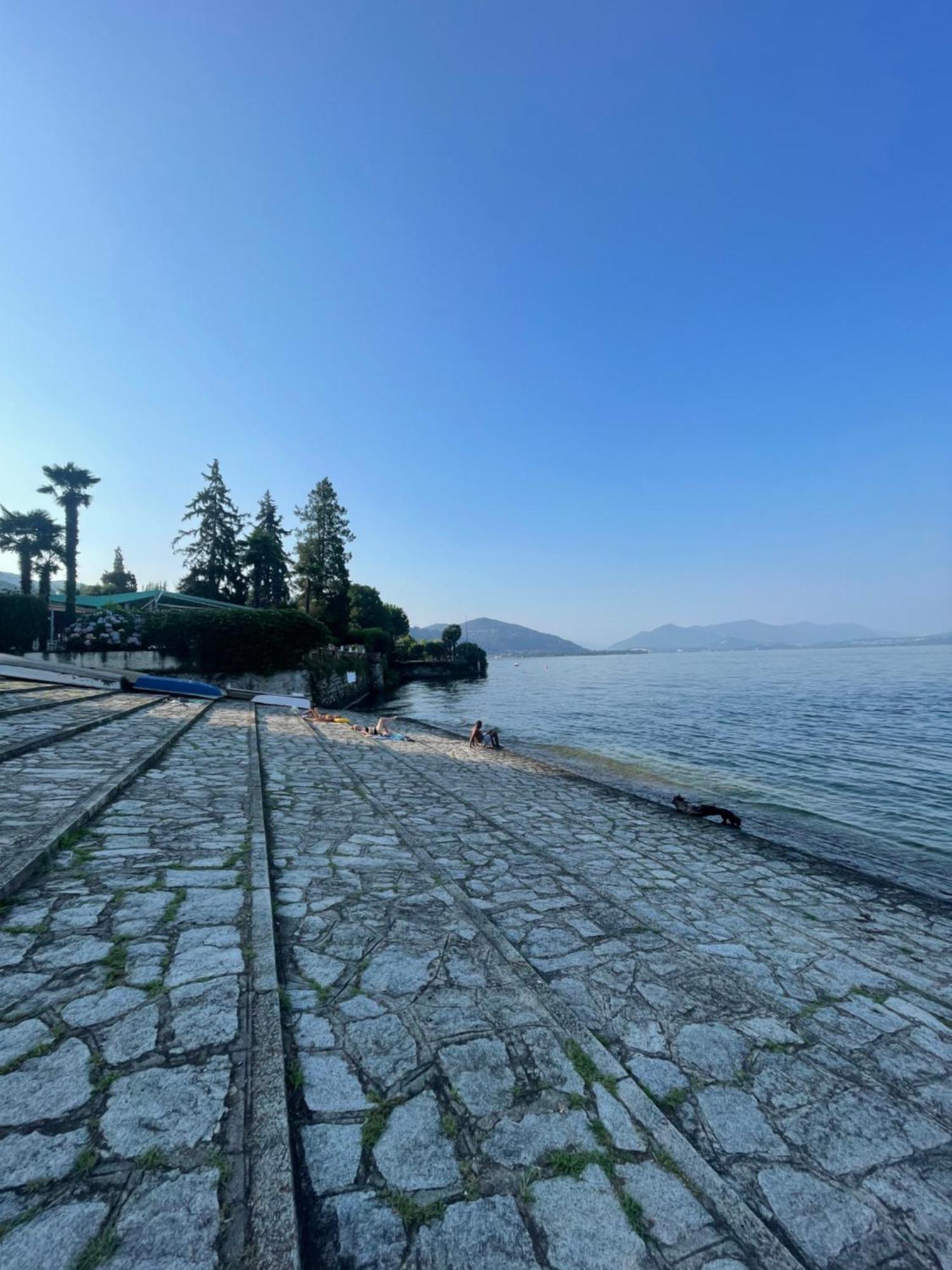 Appartamento Sul Lago - Meina Εξωτερικό φωτογραφία